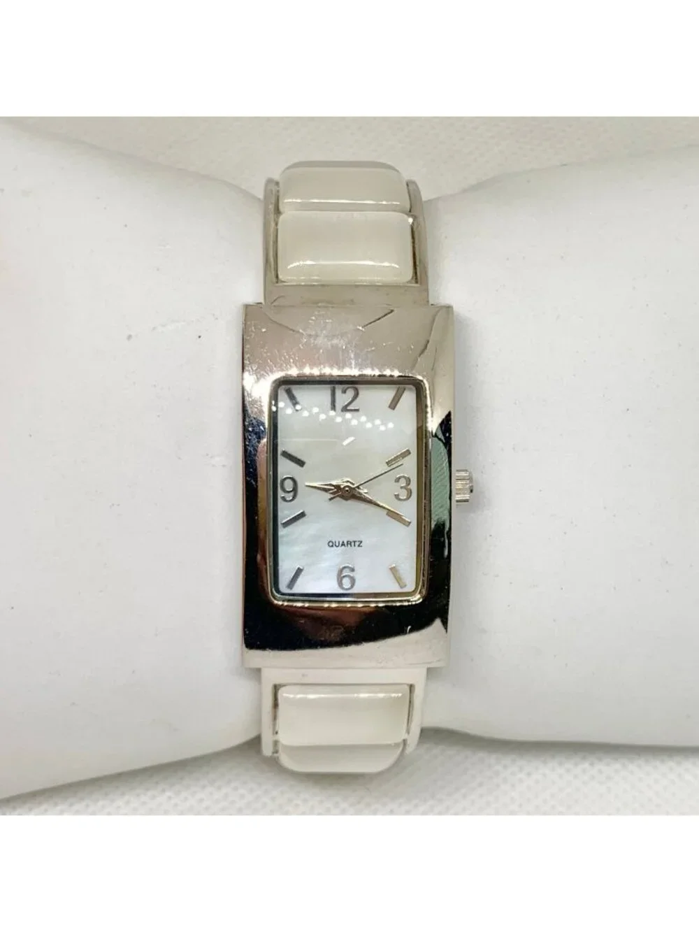 Women’s silver tone cuff bracelet watch quartz 21mm mop dial crystals 6” running